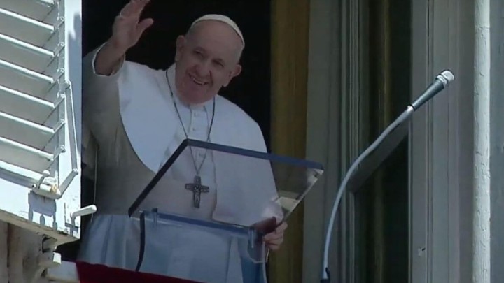 Papa mora na hitnu operaciju, a hrvatska nogometna reprezentacija ostaje bez blagoslova