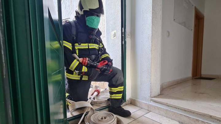 Požar u Domu za starije osobe Palma: Zapalila se sušilica rublja, vatrogasci brzo intervenirali