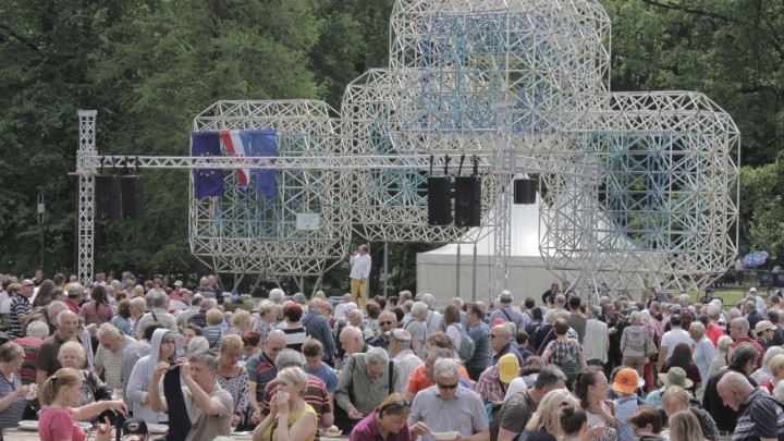 Praznik rada: Nekada je ovo bio omiljeni neradni dan, dok se danas veže uz besplatan grah