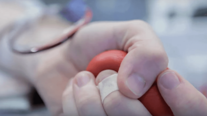 Dva pacijenta već su primila umjetnu krv: Liječnica objasnila zbog čega je to važno