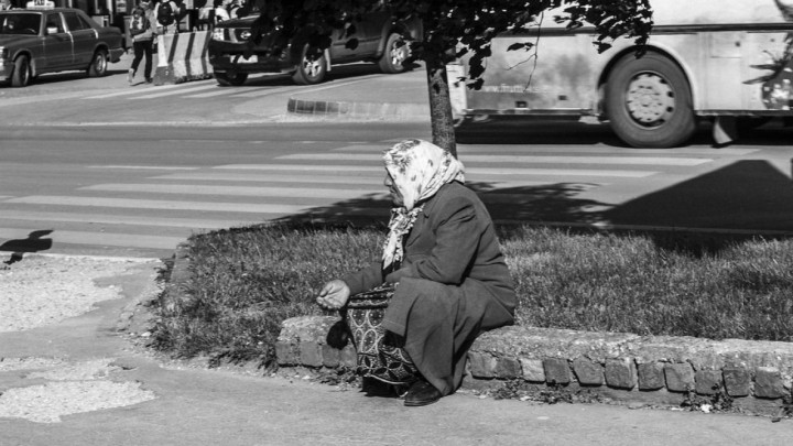 Na Kosovu vape za mirovinskom reformom: 'Ne možete spojiti kraj s krajem sa 100 eura'