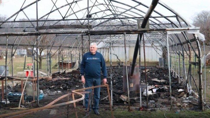 Požar u plasteniku im je oduzeo dodatni izvor zarade: 'Živjet ćemo i dalje, ali kako, to ne znam'