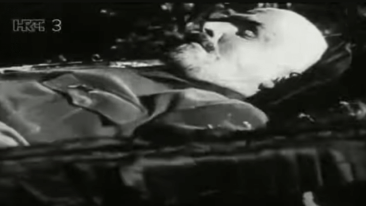 Što alkohol čini od čovjeka: Pijani Rus pokušao ukrasti tijelo Vladimira Iljiča Lenjina