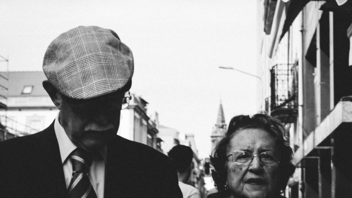 Umirovljenički par morao tužiti nećakinju: Imali ugovor o uzdržavanju, a ona ih nije posjetila gotovo godinu dana