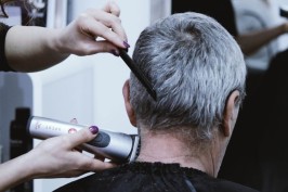 Hoće li Vlada intervenirati i u cijene usluga? Sada posebni cjenici vrijede i za njih