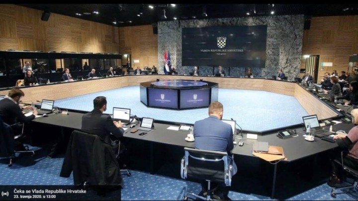 Vlada predstavila tri faze popuštanja mjera: Evo kada se otvaraju kafići, frizerski saloni, škole