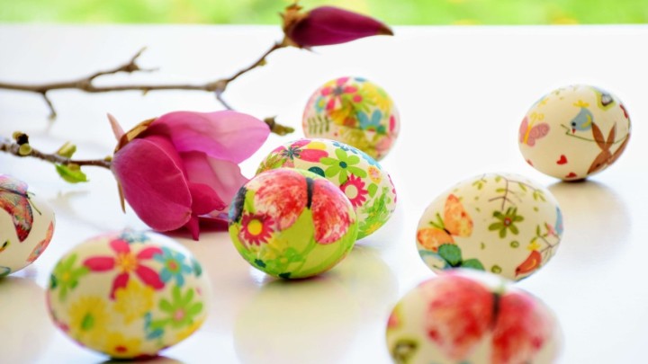 Tradicionalne tehnike ukrašavanja pisanica: Donosimo recepte za zdrave i jestive uskršnje pisanice - jaja u luku i decoupage s bjelanjkom