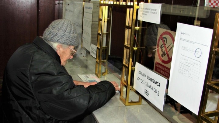 Umirovljenici i stariji od 65 iduća tri mjeseca ne moraju plaćati račune