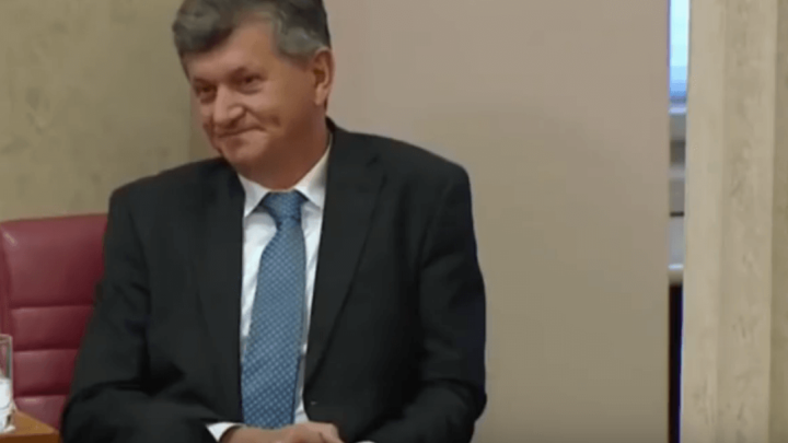 Okršaj Hrelje i Kujundžića: Povećanje cenzusa za dopunsko ministar nazvao populizmom!