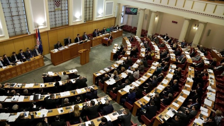 U Saboru danas raspravljaju o referendumu '67 je previše'