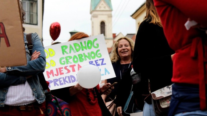 Apsurd: Dok firme traže umirovljenike, na burzi čeka 50 tisuća starijih od 50. Evo zašto!