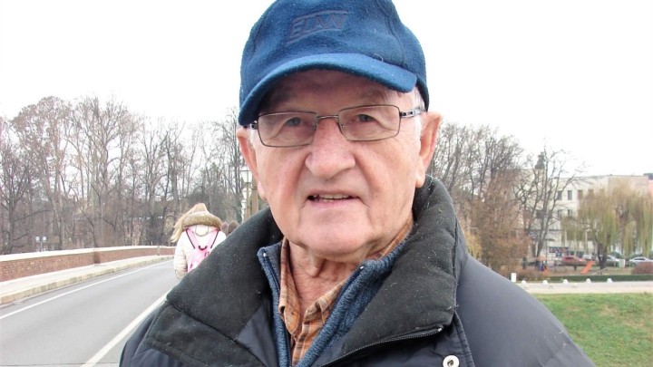 Josip (77): "Važno je komunicirati s ljudima, a ne se zabiti u sobu i gledati kroz prozor i u televiziju"