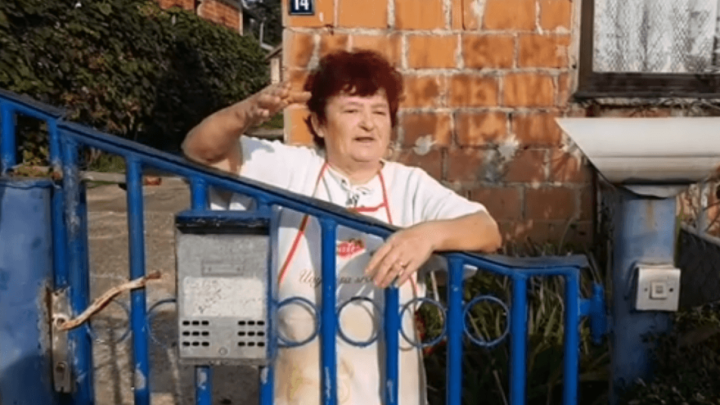 Umirovljenicu na pruzi okrznuo vlak, policija i hitna izašli na teren, a ona - doma kuhala ručak