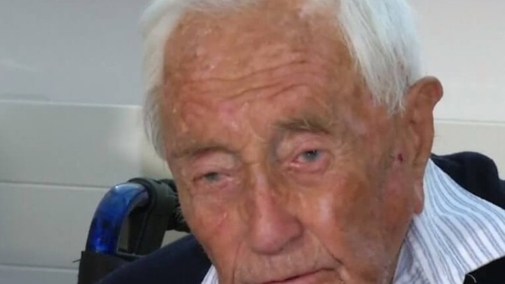 Potpomognuto samoubojstvo 104-godišnji znanstvenik dočekuje s pjesmom
