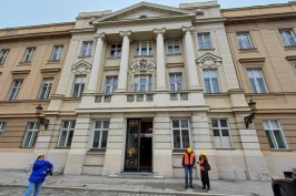 Mirovina od 2.200 eura već s 50 godina: Može, ali samo ako ste sjedili dvije godine u Saboru
