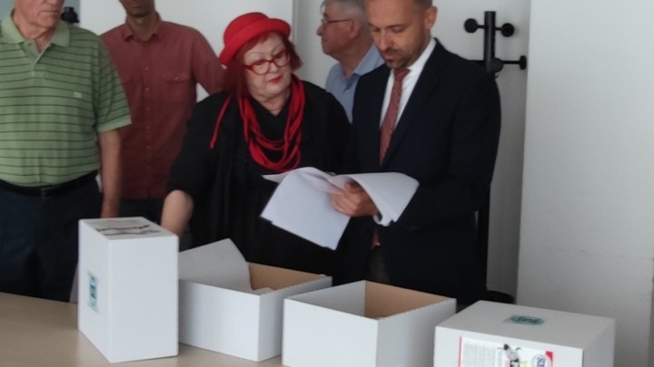 Sindikat umirovljenika Piletiću uručio potpise: 'Sada je na Ministarstvu da krene u izmjene zakona o mirovinama'