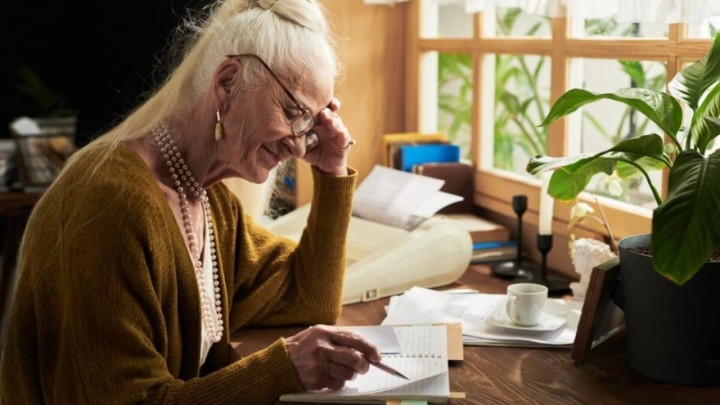 Inkluzivni dodatak: Većina korisnika starija od 60, Gordana rješenje čeka već 15 mjeseci