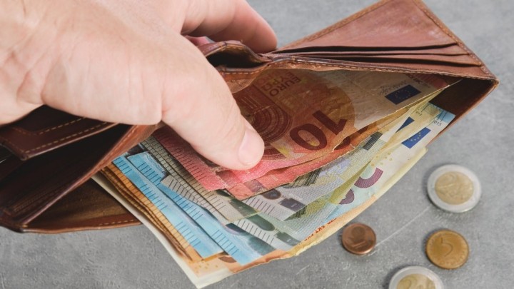 Jedan grad podiže cenzus: Novčana pomoć svima s mirovinom do 460 eura