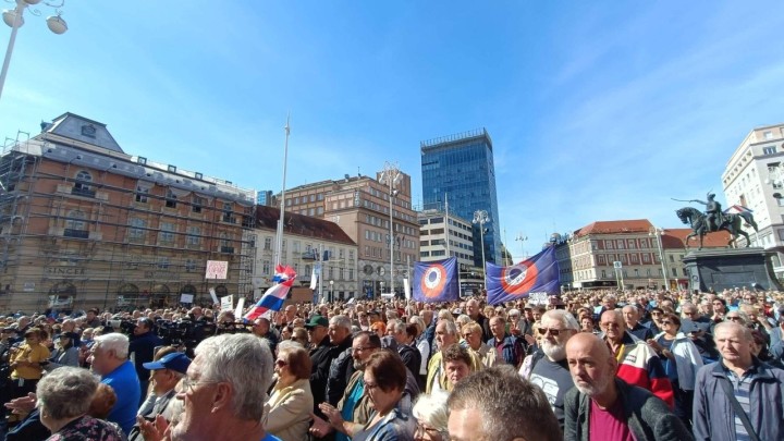 Blok umirovljenici zajedno stavili zahtjeve na stol: 'Inzistirat ćemo na novom izračunu mirovina za sve'