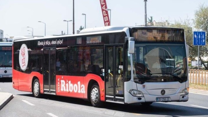 Još jedan grad od danas uveo besplatni gradski prijevoz za sve umirovljenike