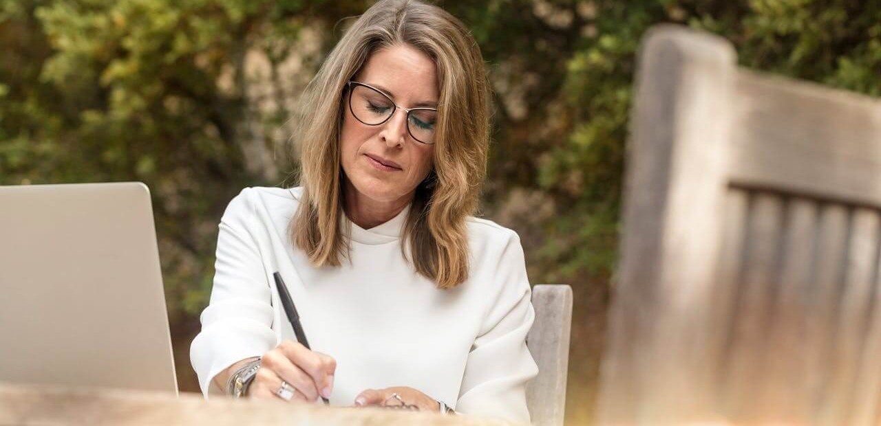 Što kad nema ostavinske rasprave: 'Htjela sam podići očevu mirovinu, a banka ne da'