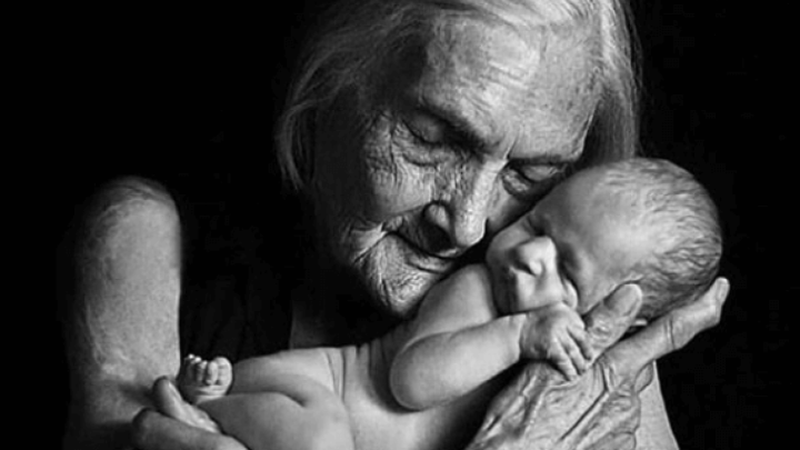 Bake i unuke žene su koje pripadaju različitim vremenima, ali njihov odnos upravo je zbog toga poseban