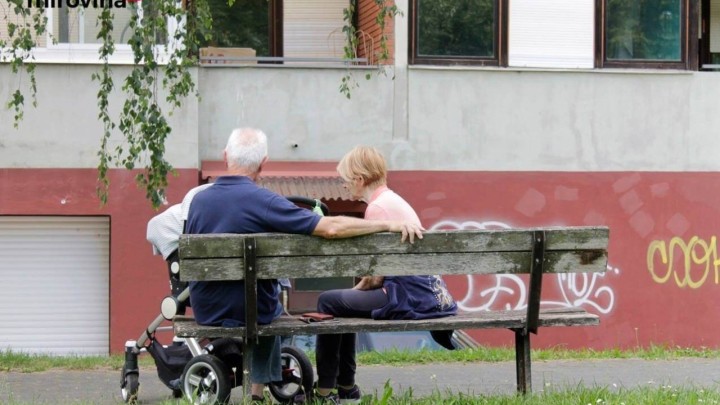 Unuci su najveće bogatstvo: Kada su s unucima, Ljubicu i Nikolu ništa ne može omesti