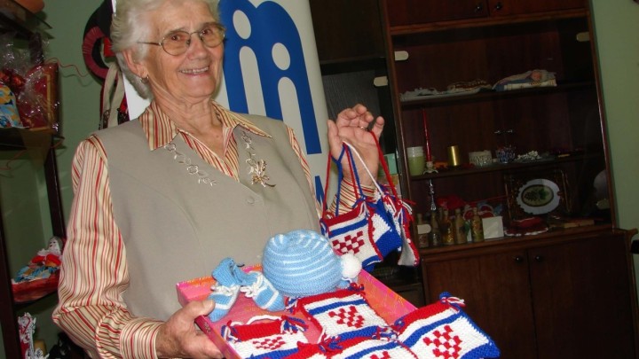 Kad se spoje mladost i iskustvo: Gimnazijalci za volontiranje sa starijima traže "kartu" više