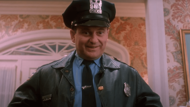 [9.2.] Rođen Joe Pesci, američki glumac poznat po ulogama u mafijaškim filmovima