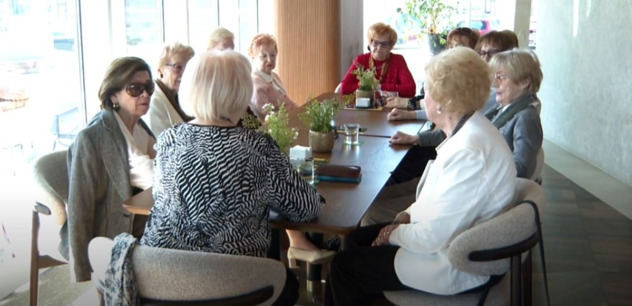 Osječanke se svake subote prisjećaju mladosti: 'To su bila predivna druženja i plesnjaci'