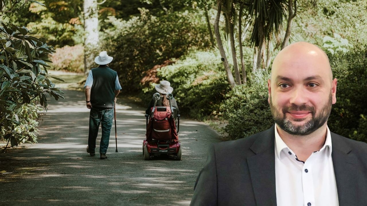 Baksa o kartici za isplatu inkluzivnog dodatka: Uvodi se kontrola nad životima korisnika