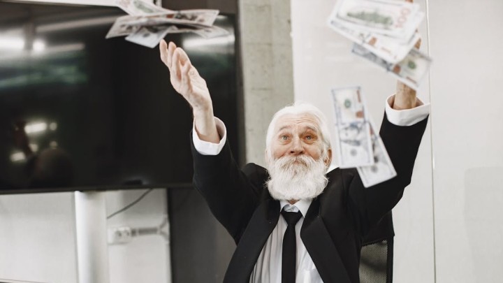 Uskrsnice za imućne umirovljenike: Imaju male mirovine, ali rentaju apartmane