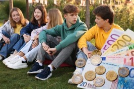 Skoro 2.000 maloljetnika štedi u drugom stupu: Neki imaju preko 1.000 eura na računu