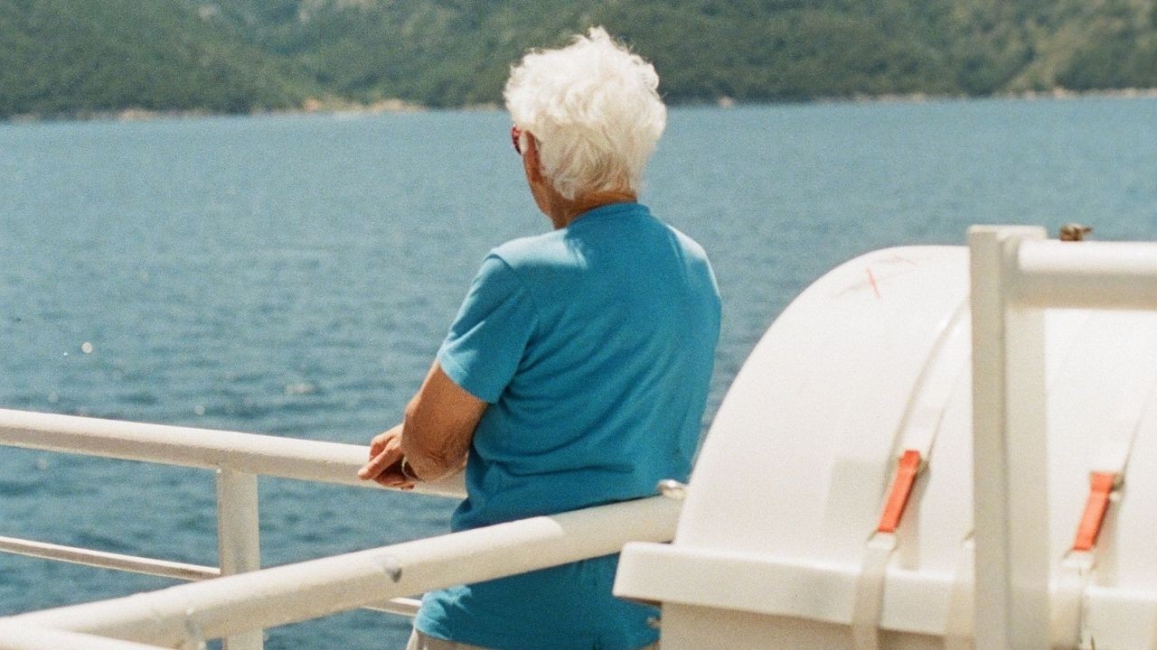 Pristup zdravstvu otežan starijima s otoka: Turistima se daje prednost za prijevoz