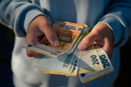 Primanja iznad 5.000 eura: Izračunali smo koliko državi ide za porez, a koliko za mirovinu