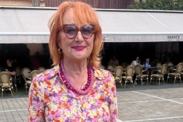 Vedri modni stil gospođe Jadranke (69): 'Ni kod doktora ne mogu bez ogrlice'