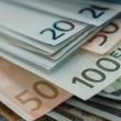Hoćemo li imati dovoljno za mirovine? Već smo pola potrošili, a stižu još dva povećanja