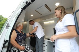 Mobilna ambulanta došla u još jednu županiju: 'Ovo je za nas starije odlično'