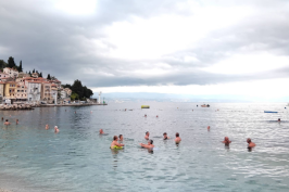 Umirovljenici uživali na moru: Grad im platio izlet prije kraja ljeta