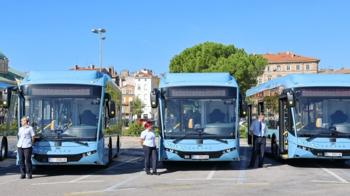 Obnova voznog parka: Umirovljenici će se besplatno voziti u novim autobusima