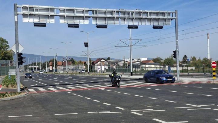 VIDEO: Otvarena proširena avenija i budući novi ulaz u Zagreb, automobili na još 'vrućem' asfaltu