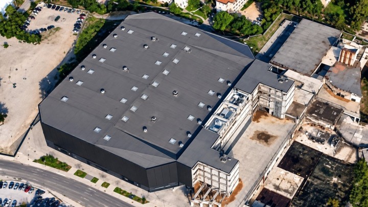 Ovo mora biti najskuplji popravak krova u državi! Split daje više od milijun eura za spas svoje rupe bez dna