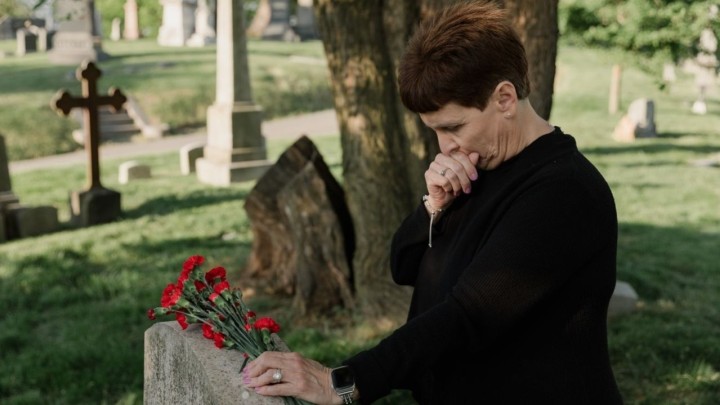 Umrlo 27.000 umirovljenika: Žene su puno dulje primale mirovinu, ali manje iznose
